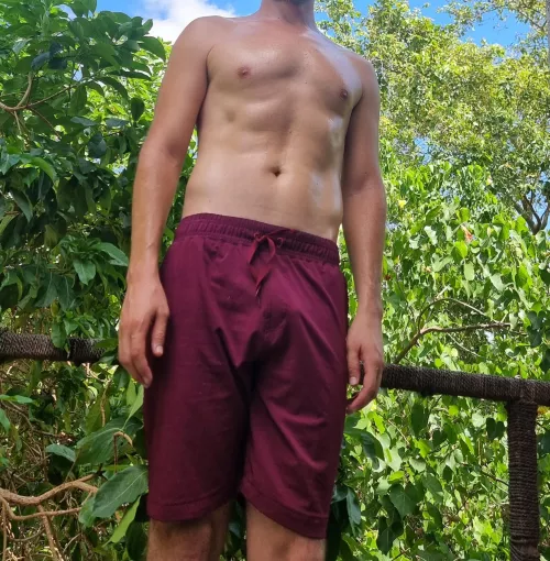 I need some sucking 😎