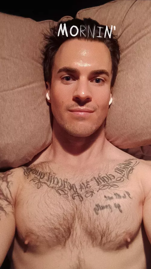 woke up like this. they're always ready... 👻 codesyeh