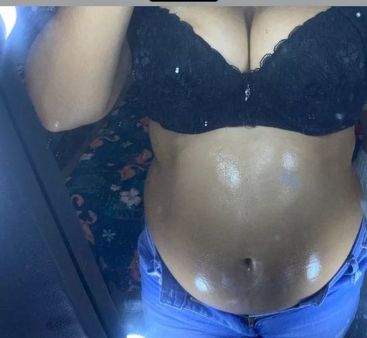 I want a daddy who pampers me a lot and is sincere and is hot like me telegram @Tifany55