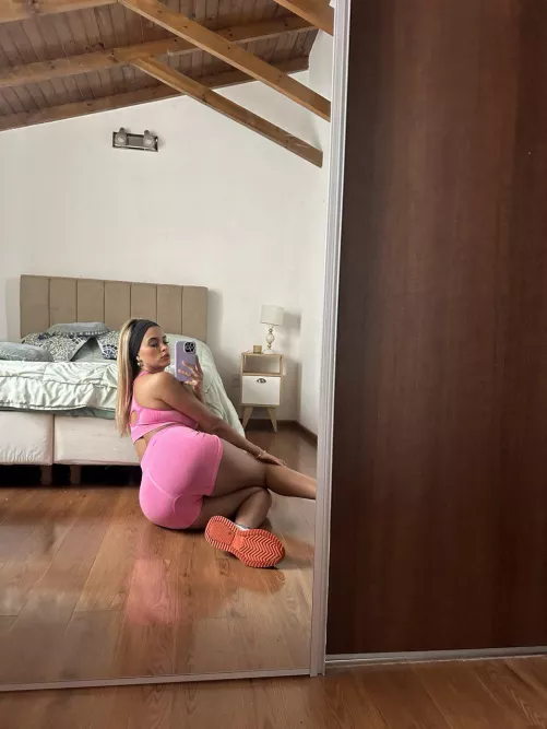 You're gonna kiss my shoes?