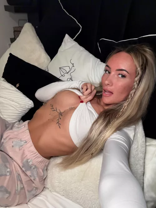 My natural body in all its glory