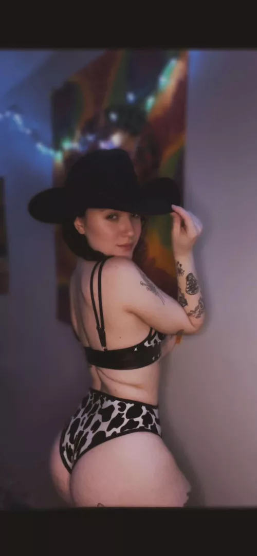 Yeehaw 🤠 ❌🤎🫦