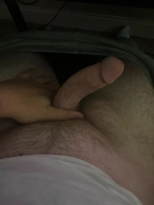 20 [M4F] cary area, looking for a fwb no strings attached just mutual pleasure.