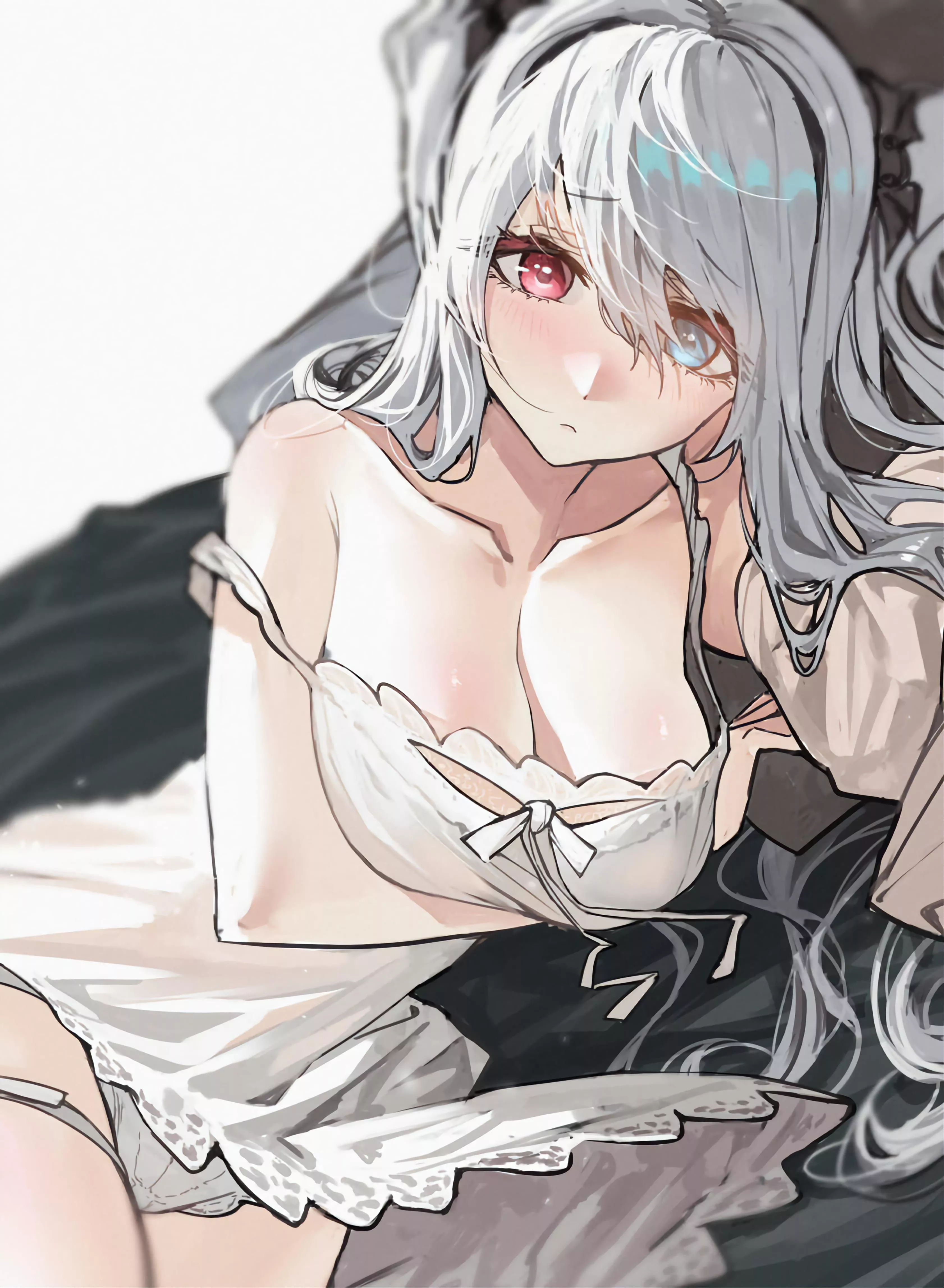 Red and Blue eyed beauty 