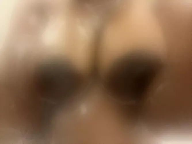 F4F who wanna suck em ?