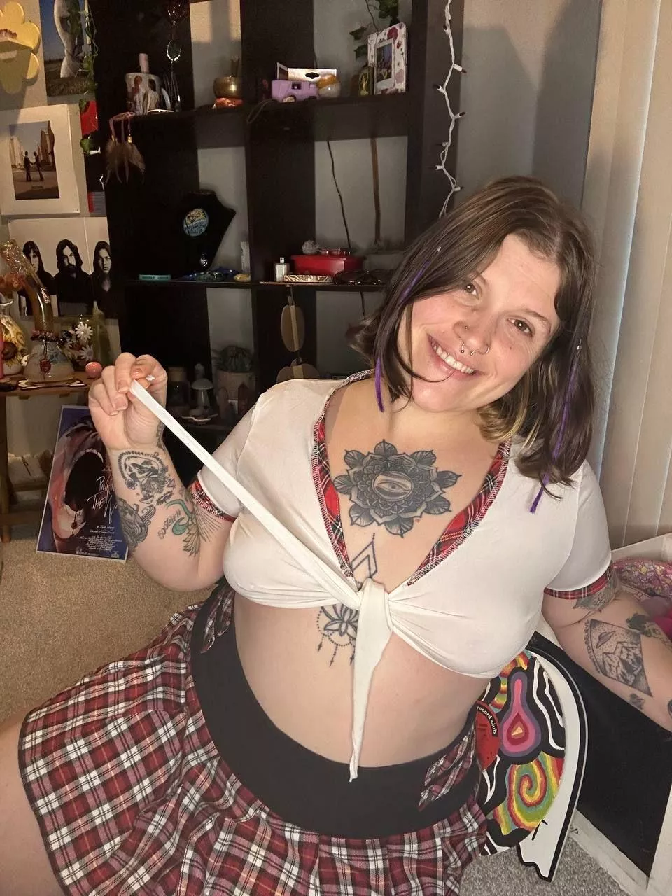 Raise your hand if you like tats!