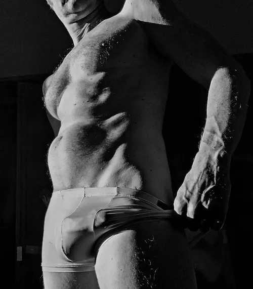 Hand that holds fir(m)