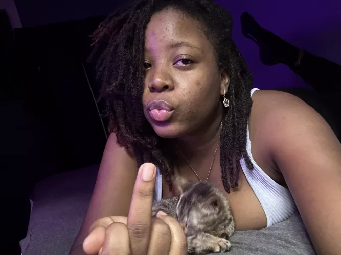 Rise and shine slaves it’s Sunday and that means you have to kneel & pray to your black god 🖤🙏🏽