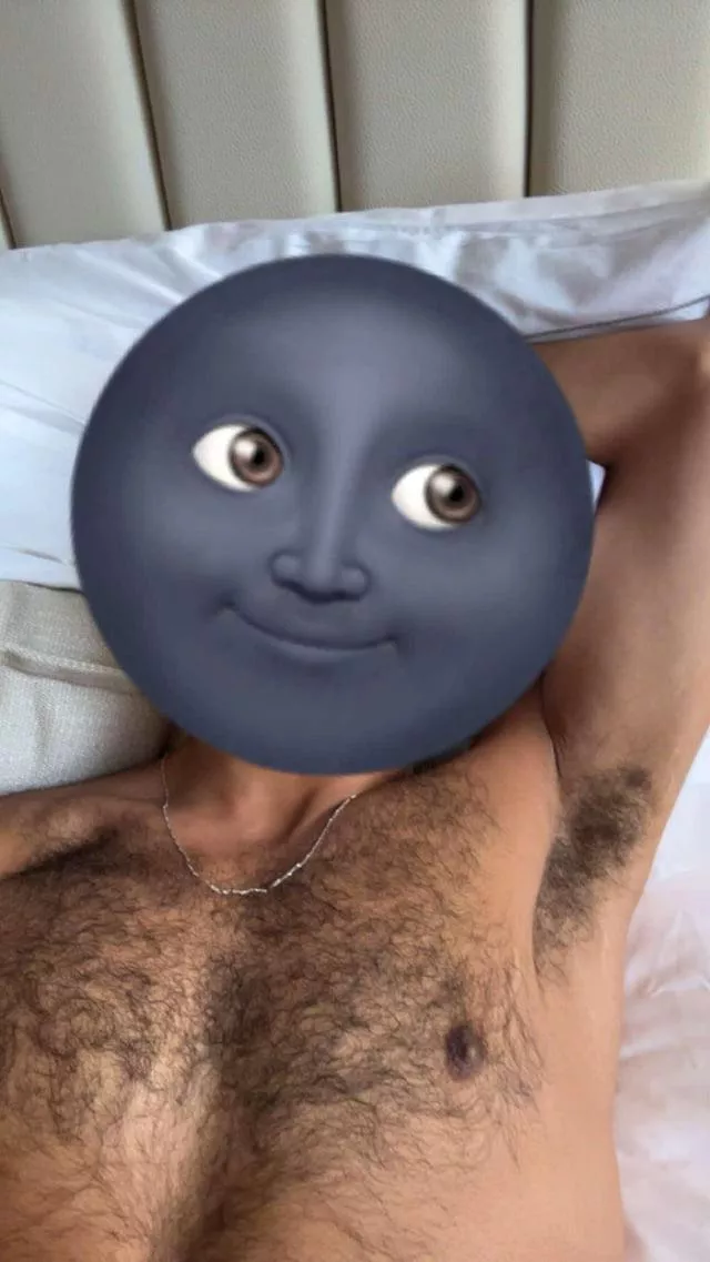 Wanna sniff lil bro? Hmu 