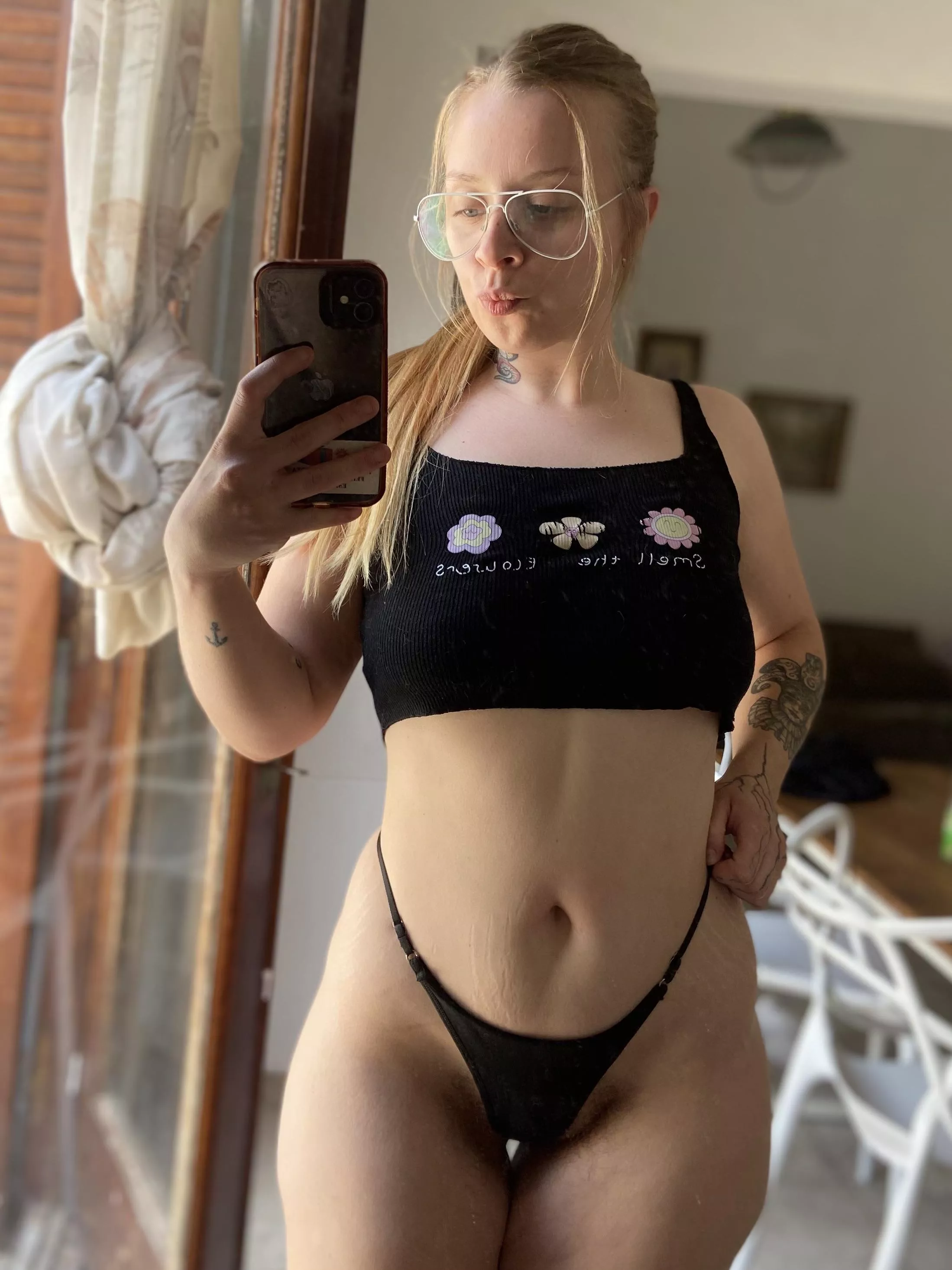 Would you lick my navel in the first date?