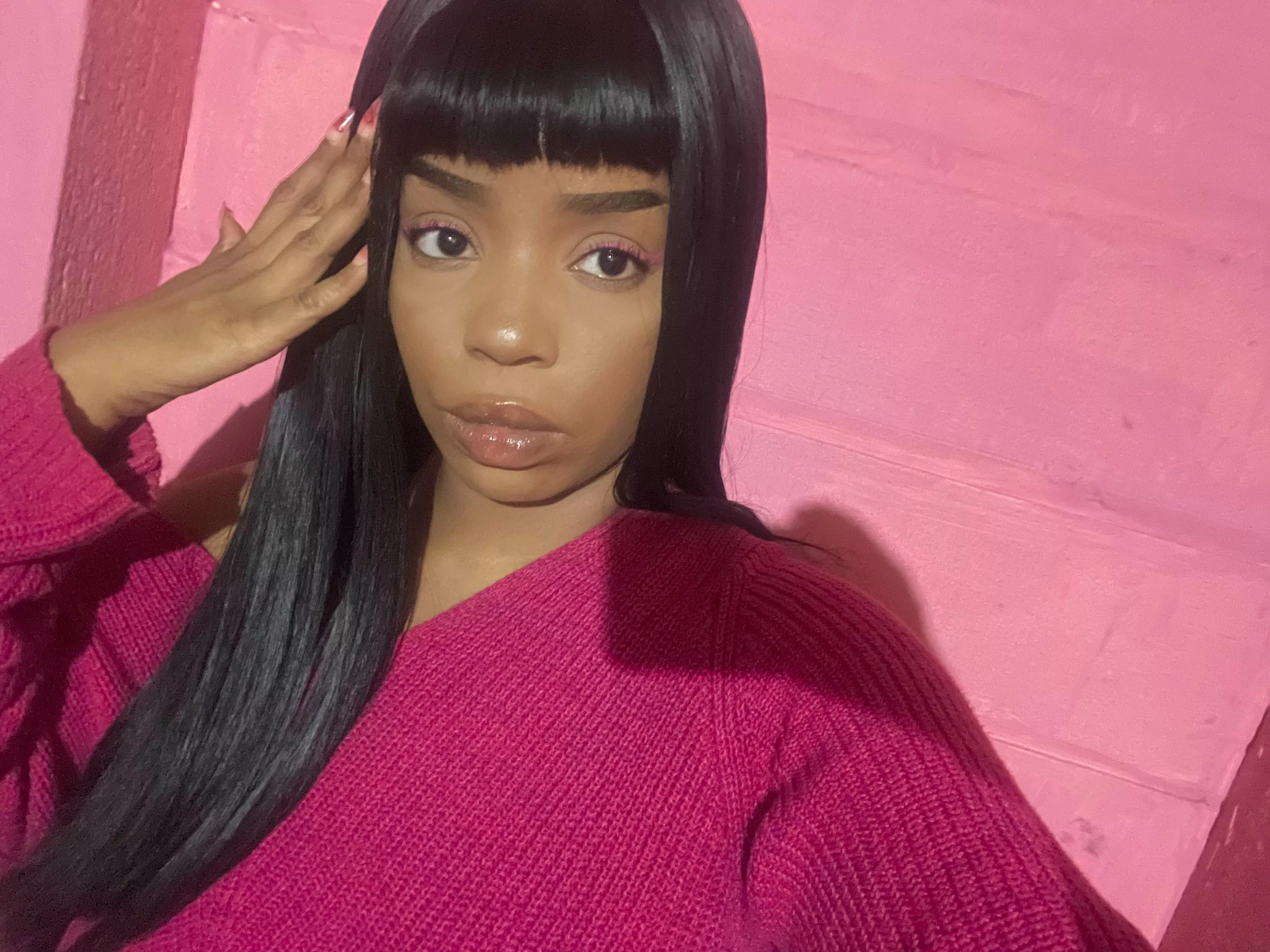 You’ll only get my attention by sending, I deserve it all 🧎