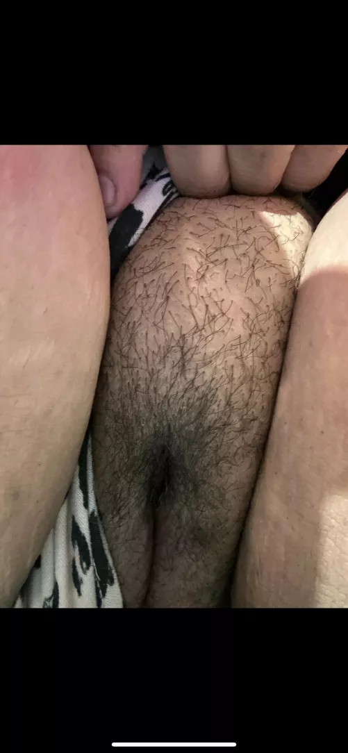 [showing off] should I shave or no? 🤔