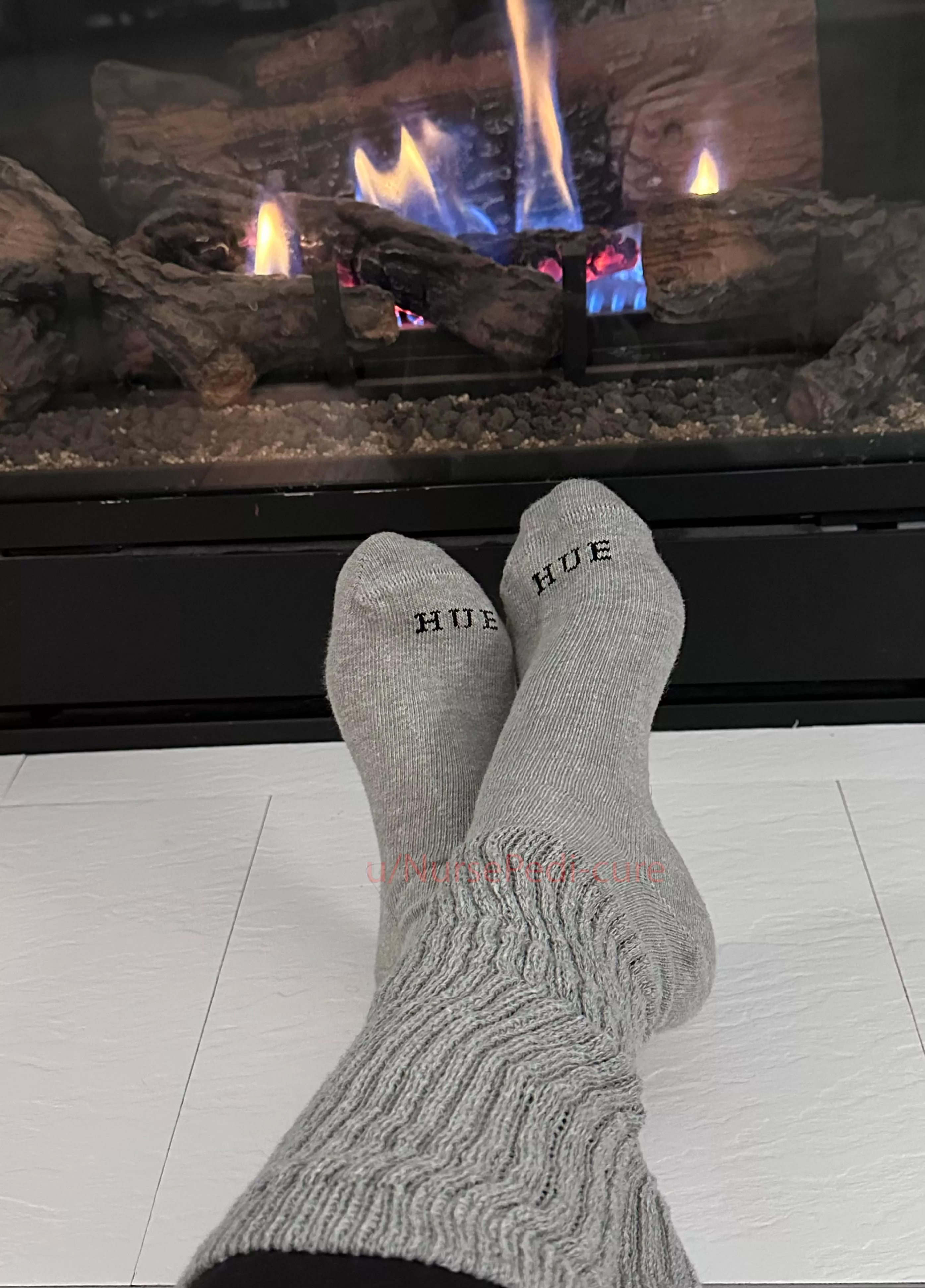 It's humpday! Time to drain your load by the fire!  🍆💦