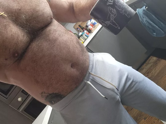 Waiting for morning coffee to finish pre-gym