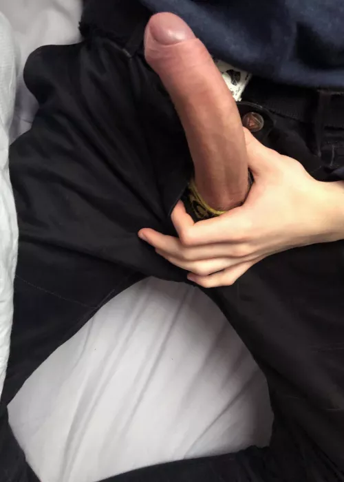 need a college guy who wants my 18yo hs cock