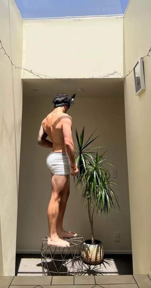 Squatted over 10 years for these glutes 