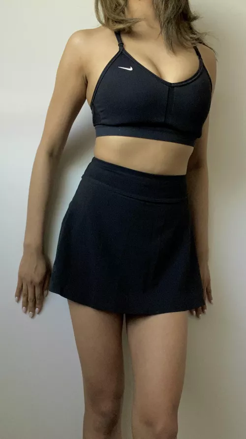 Am I sexy in gym outfit?