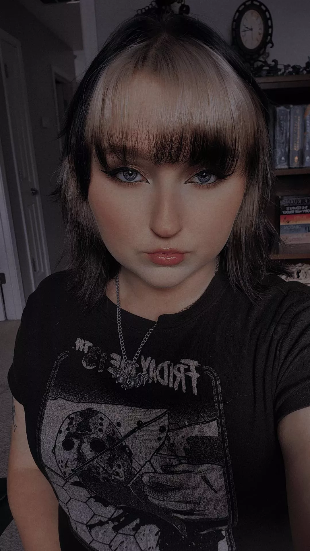 Friday the 13th.. payday.. what an unlucky day for you😌