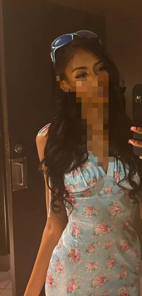 Hot spoiled college brats always get what they want. Now add an extra 0 before you send.