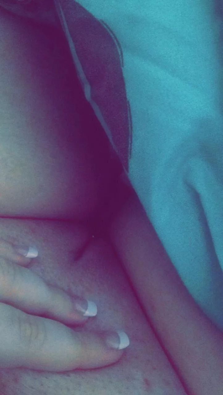 Other half is gone for 2 weeks. Whatever will I do with myself 😇😏