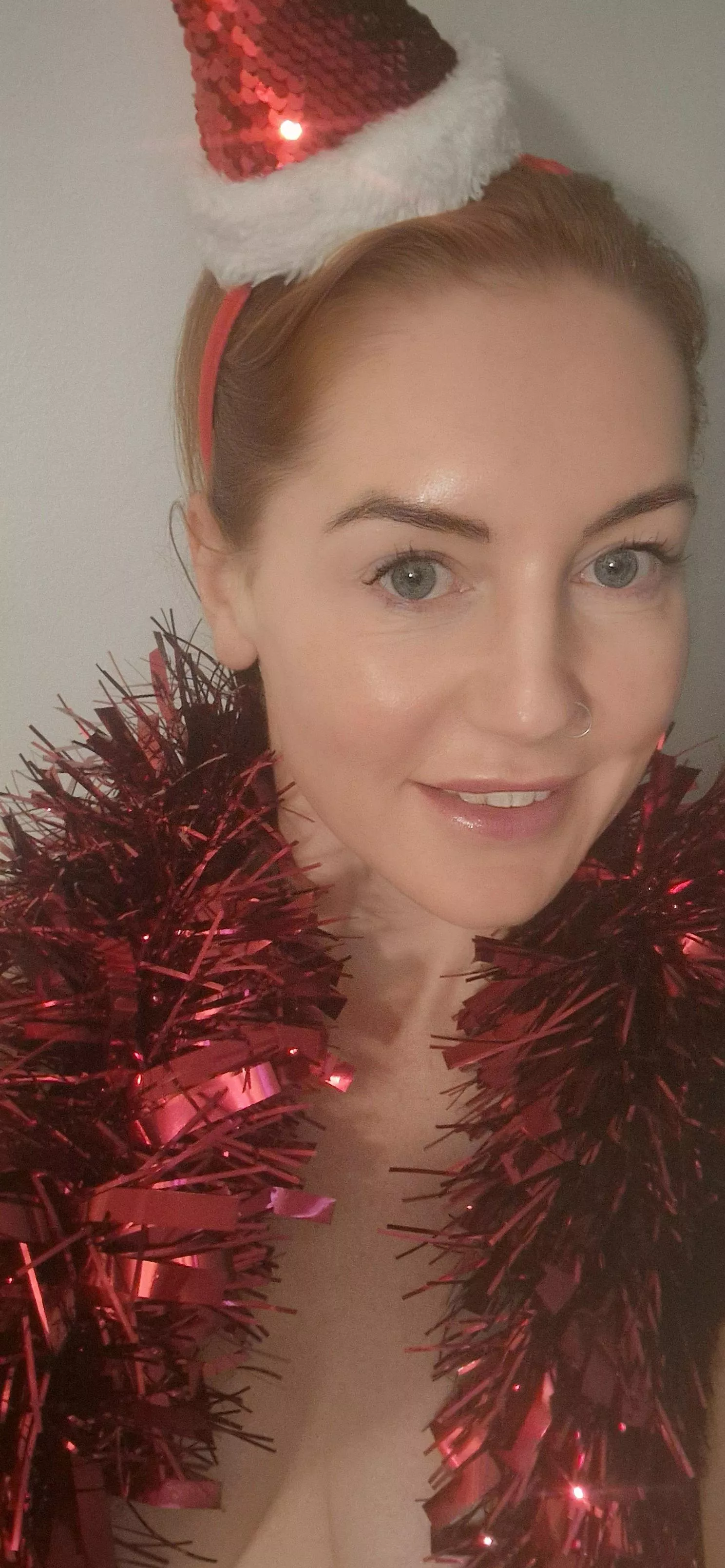 Redhead here to spread some Xmas cheer [IRTR]