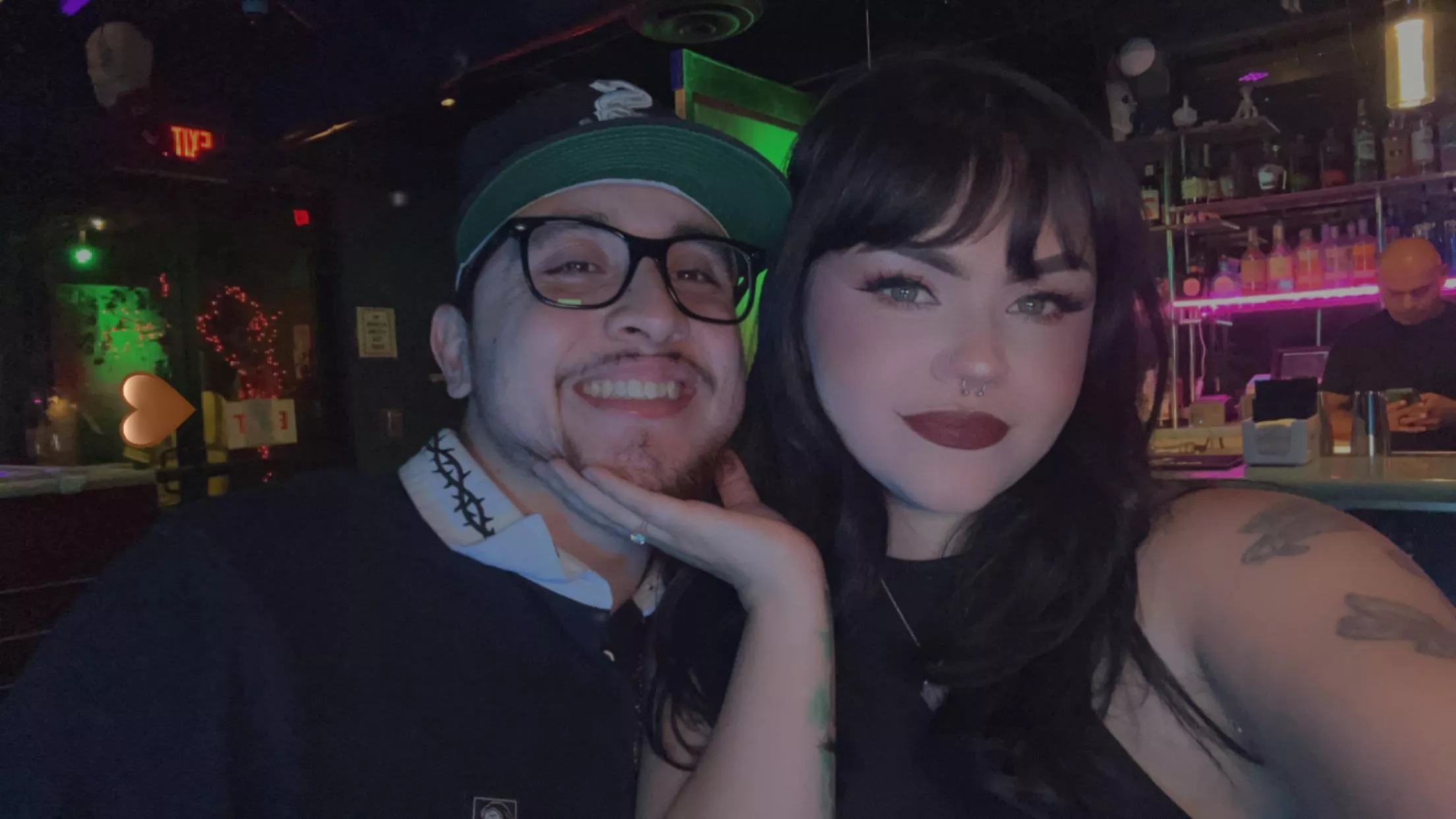 Repost (deleted the issue) 28M & 28F looking for couples 