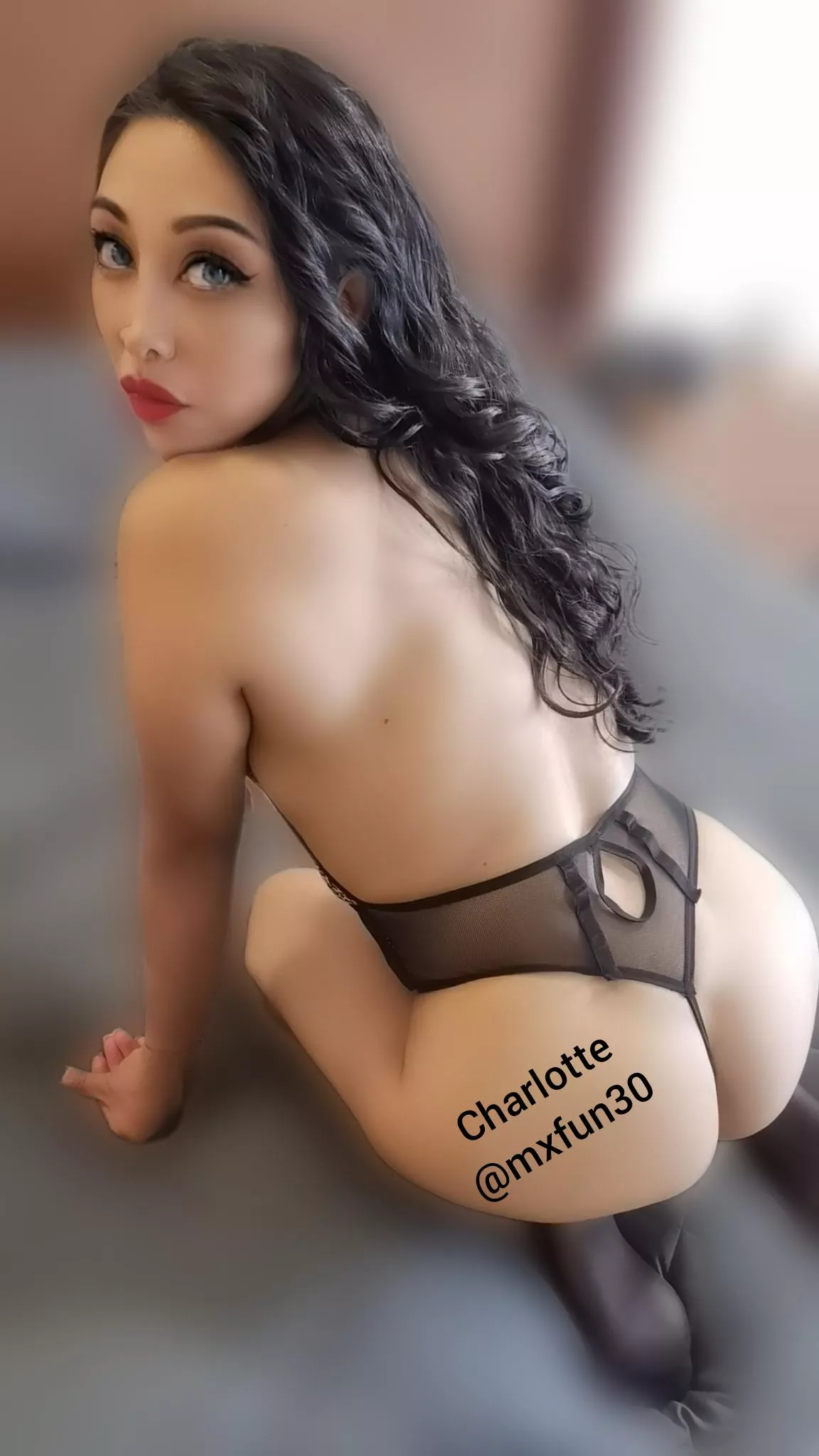 Want to play with a MILF 