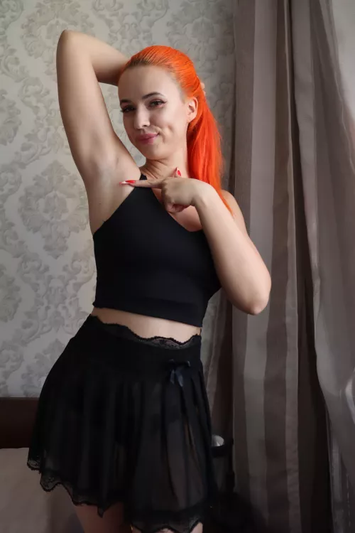 Do you dare to taste my armpits? Do you dare to taste my armpits?