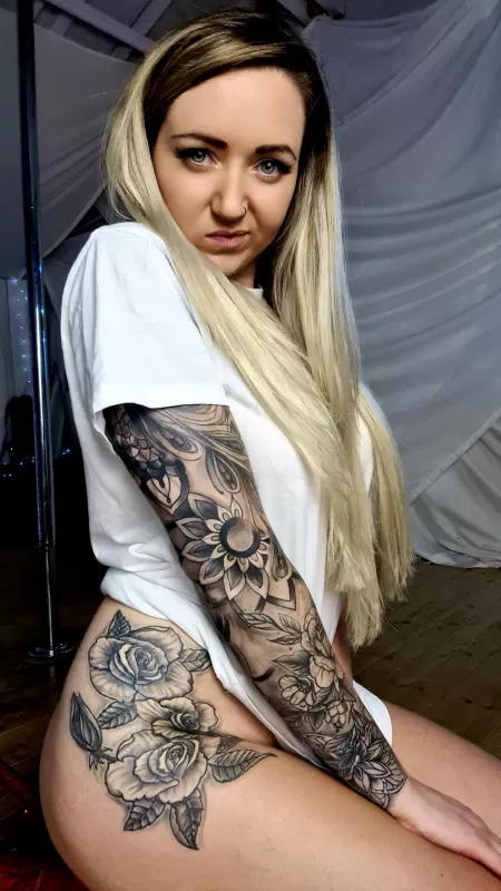 Happy Saturday babe ?