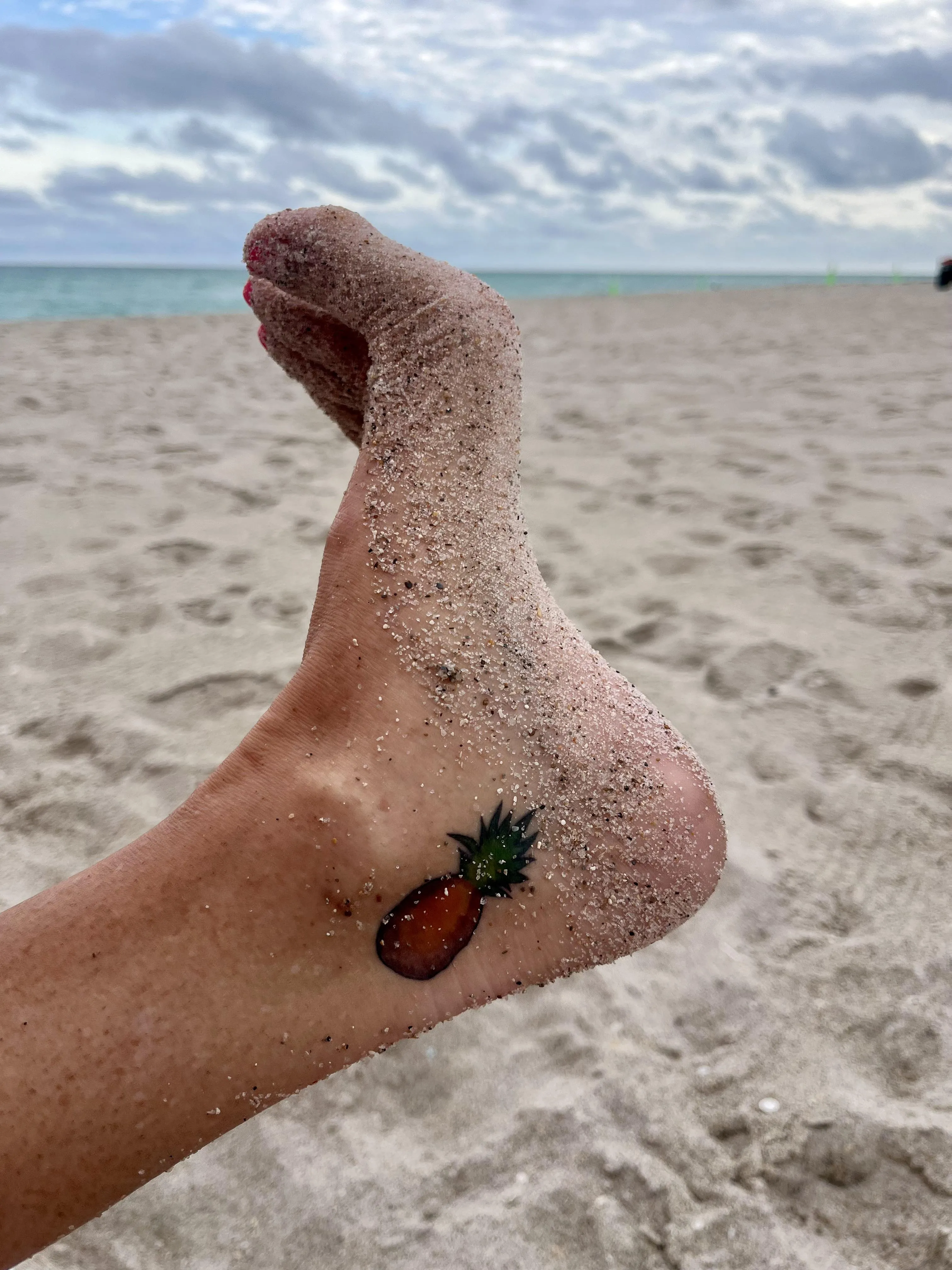 Anyone else like bringing fruit to the beach?