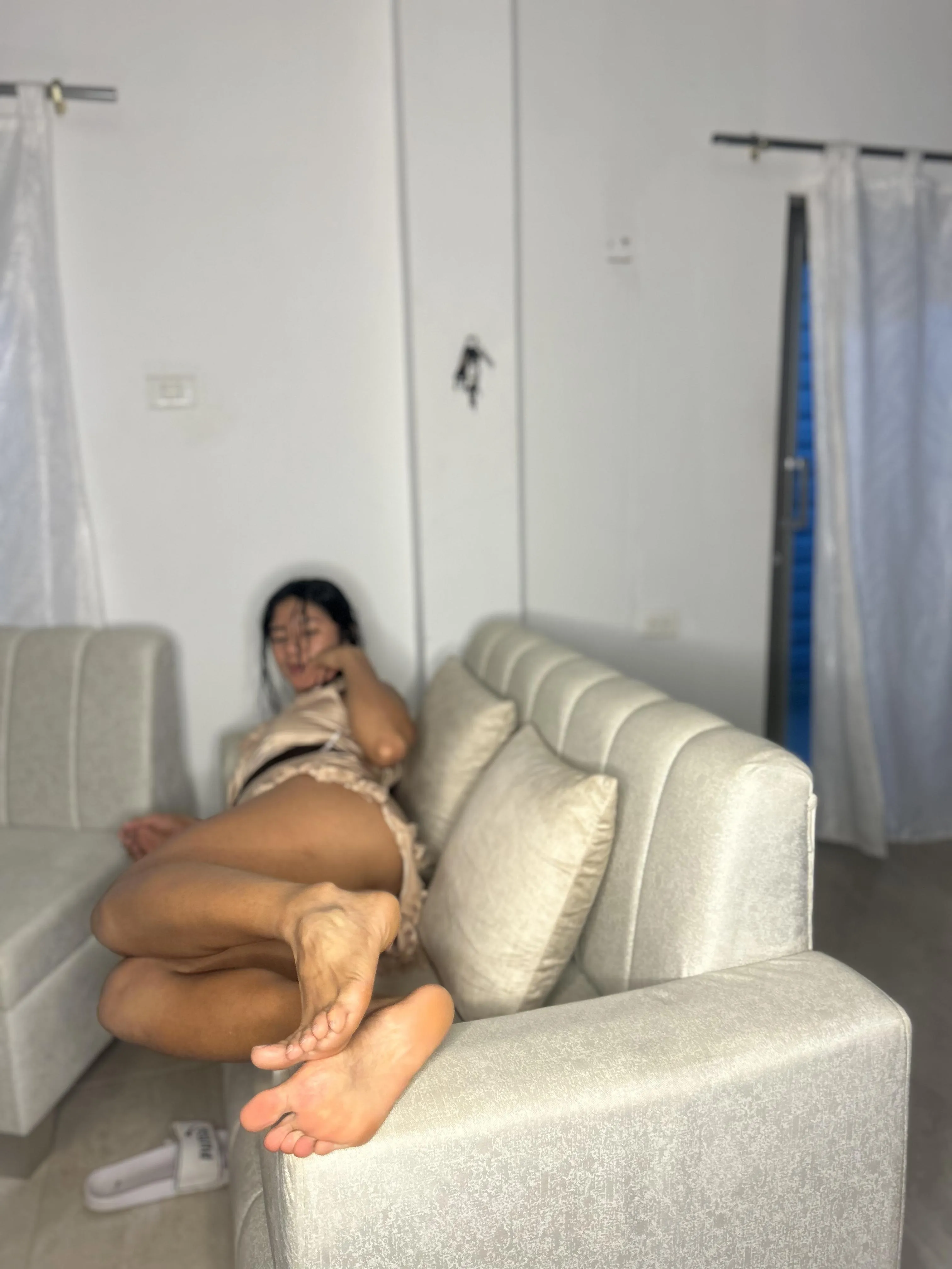 Are you into my smooth feet