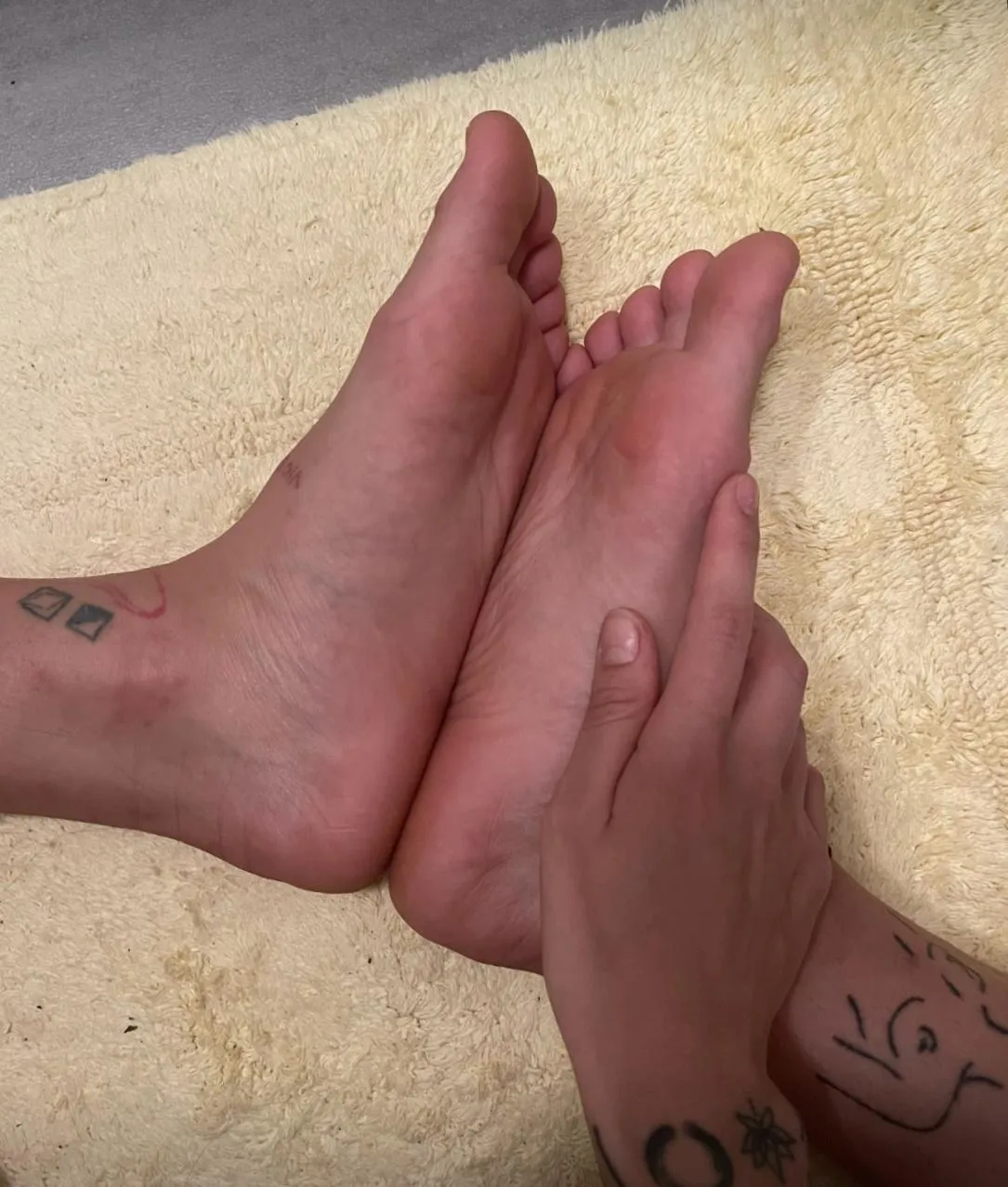 I wonder if you can lick my soles