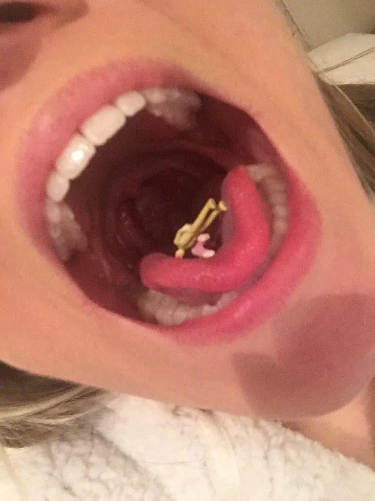 stick your dick in here