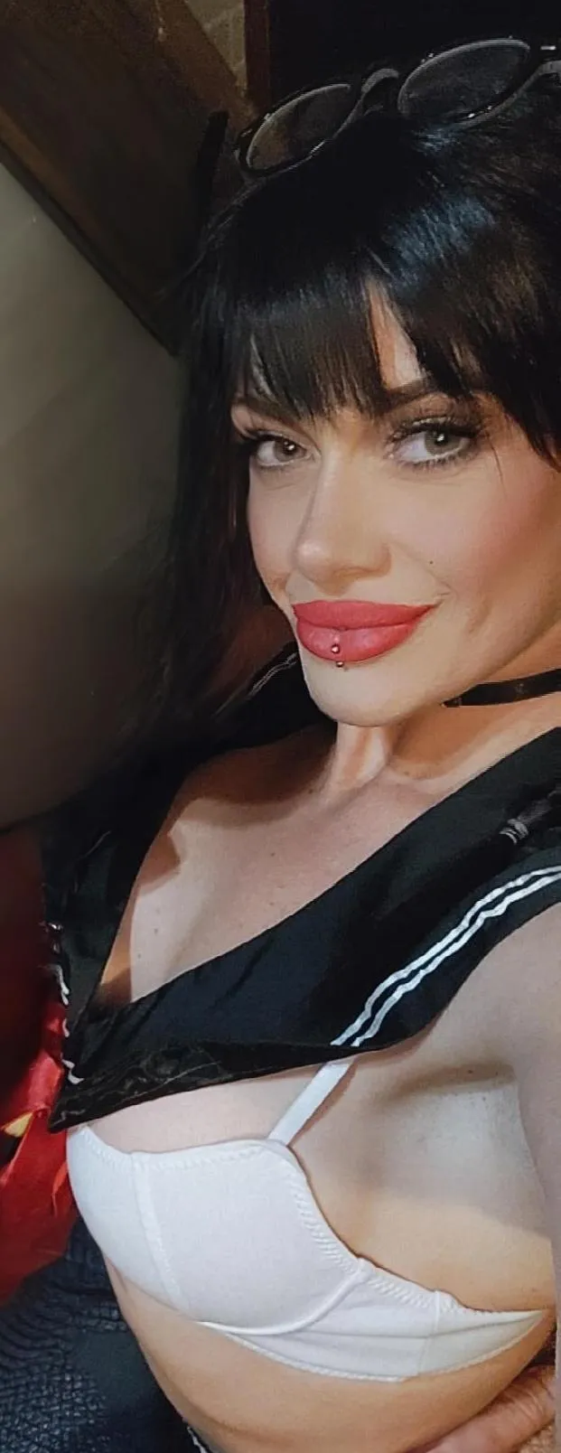 31F Will be in London soon, Anyone up for some fun.