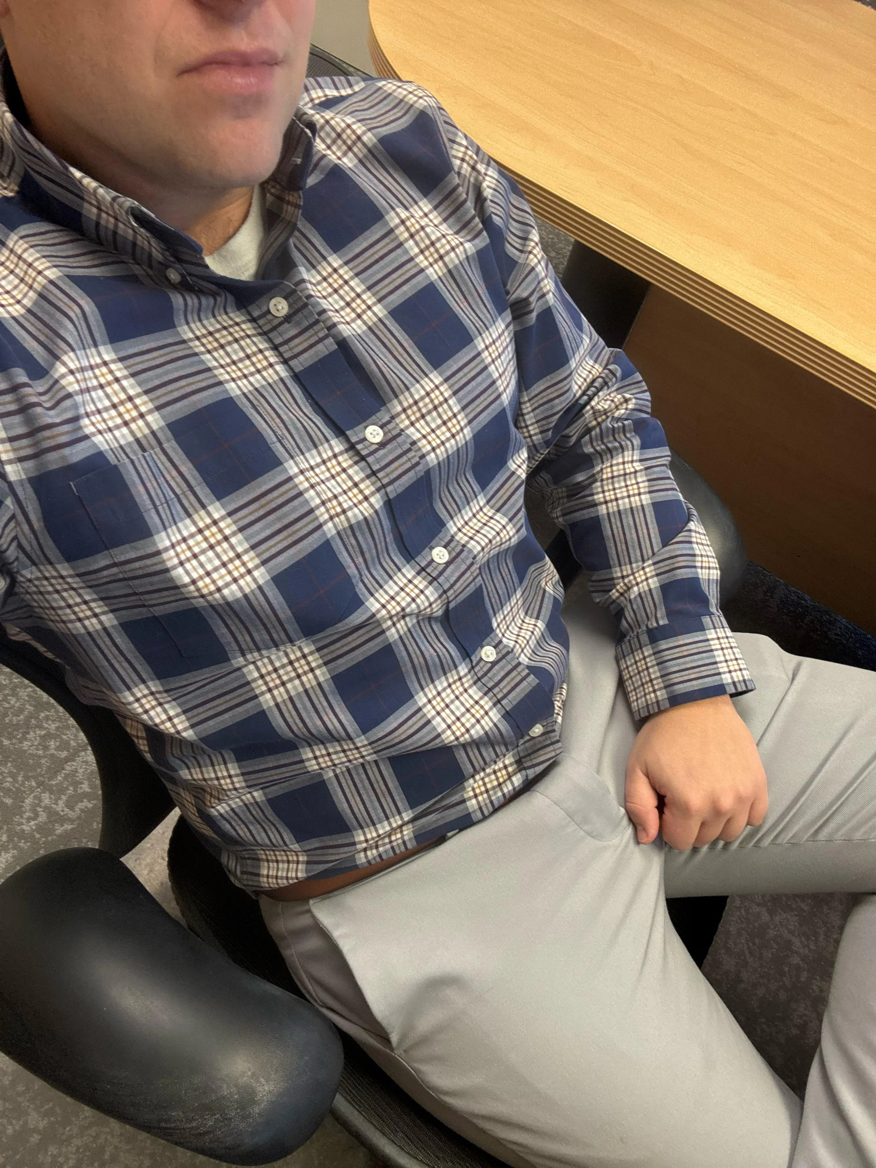 32 [M4F] Looking to provide pleasure in the downtown area