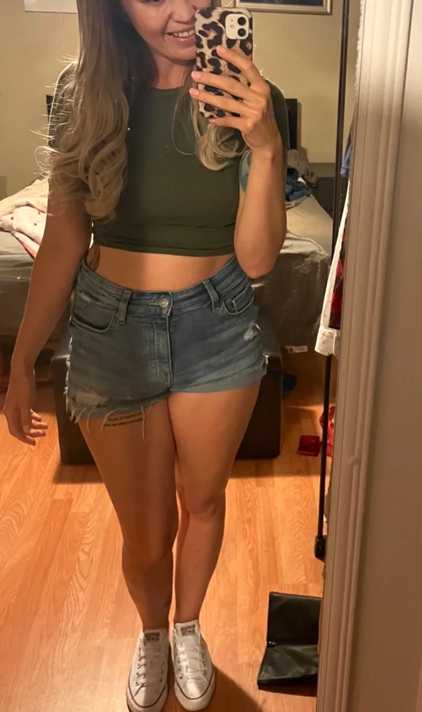 Babe come home soon, I’m waiting 