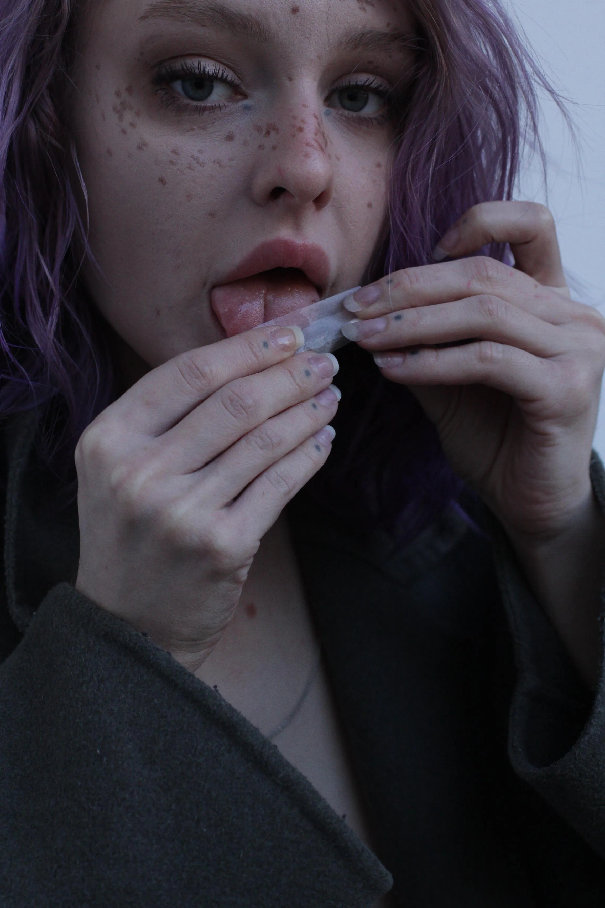 Coat on a naked body and stockings, classic or still alt, among the traditions wife