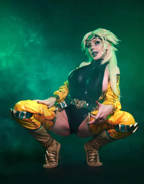  DIO cosplay