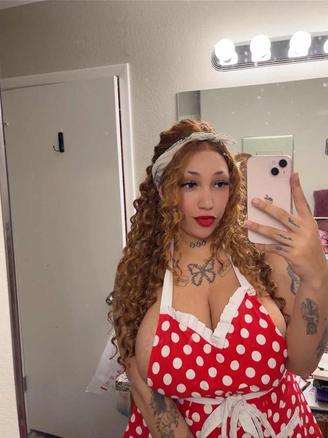 Drop your age if you'd fuck me without condom