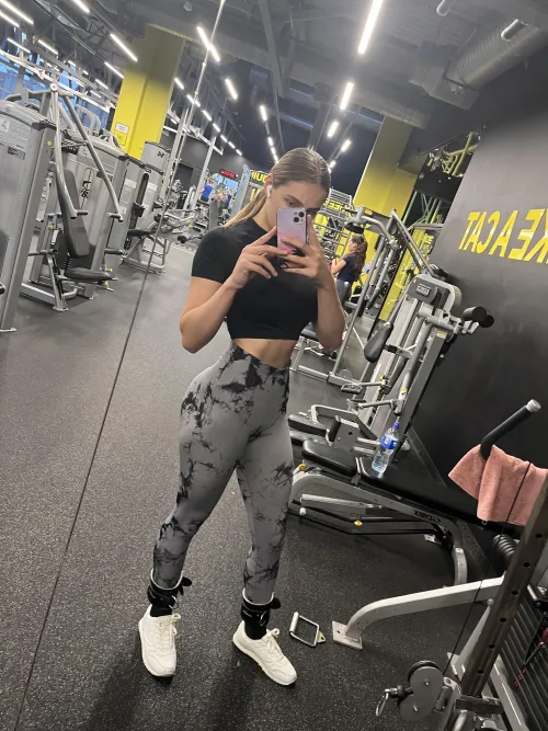 Getting a pizza afterwards F24