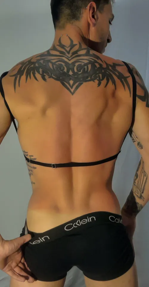 How am I looking from behind?