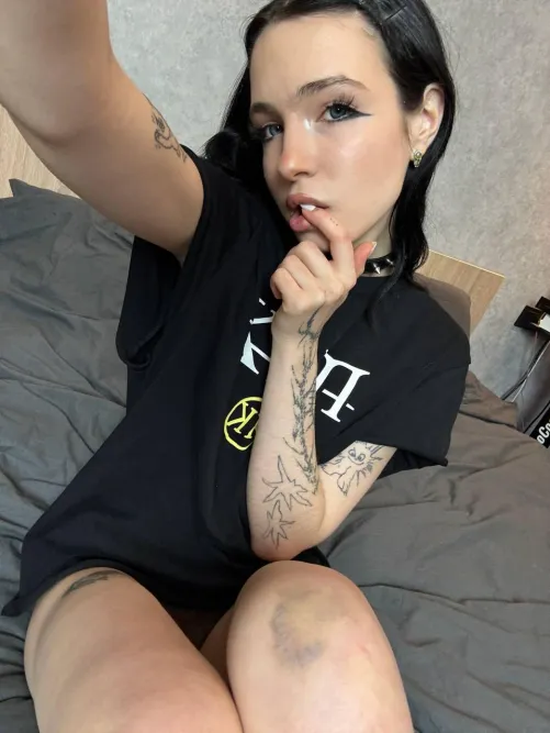 I like to look cute and gothic at the same time