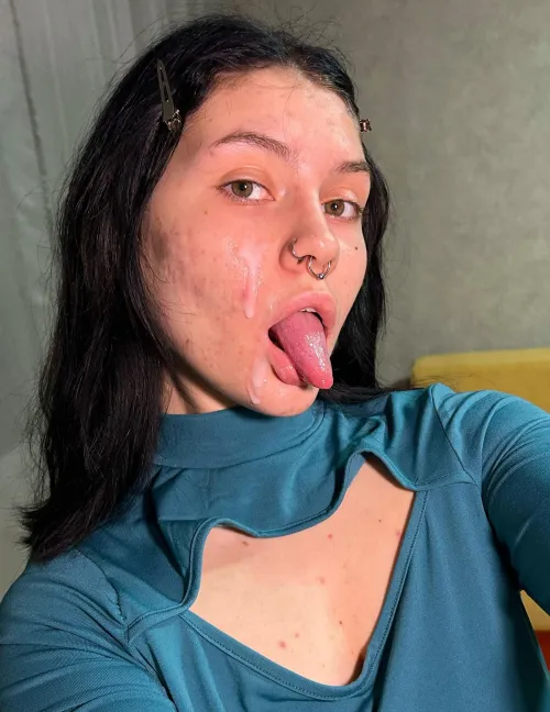 I'd like to have your buttercream running down my tongue