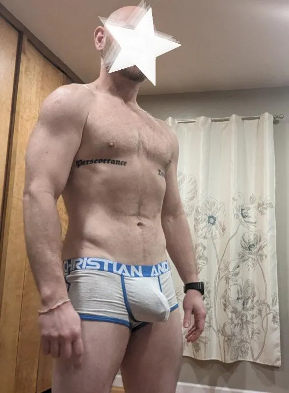 Just saying hello to all my sexy Denver people out here. Stay warm!