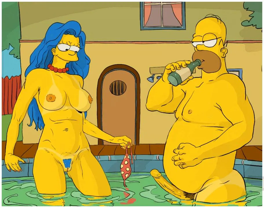 Marge and Homer will play on the pool 