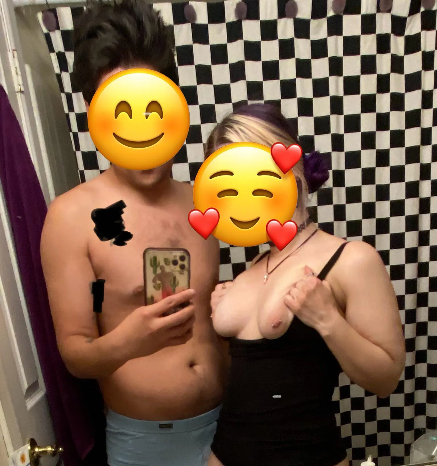 MF seeking couples to explore with. !!NO SINGLE MALES!!