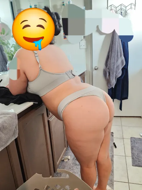 [MF4F] near southside. Hubby looking for cutie to help wife suck, then fuck