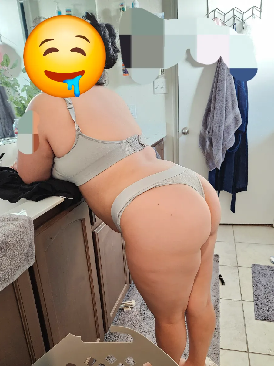 [MF4F] near southside. Hubby looking for cutie to help wife suck, then fuck