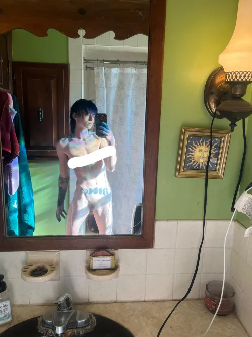 Only trimming with scissors 