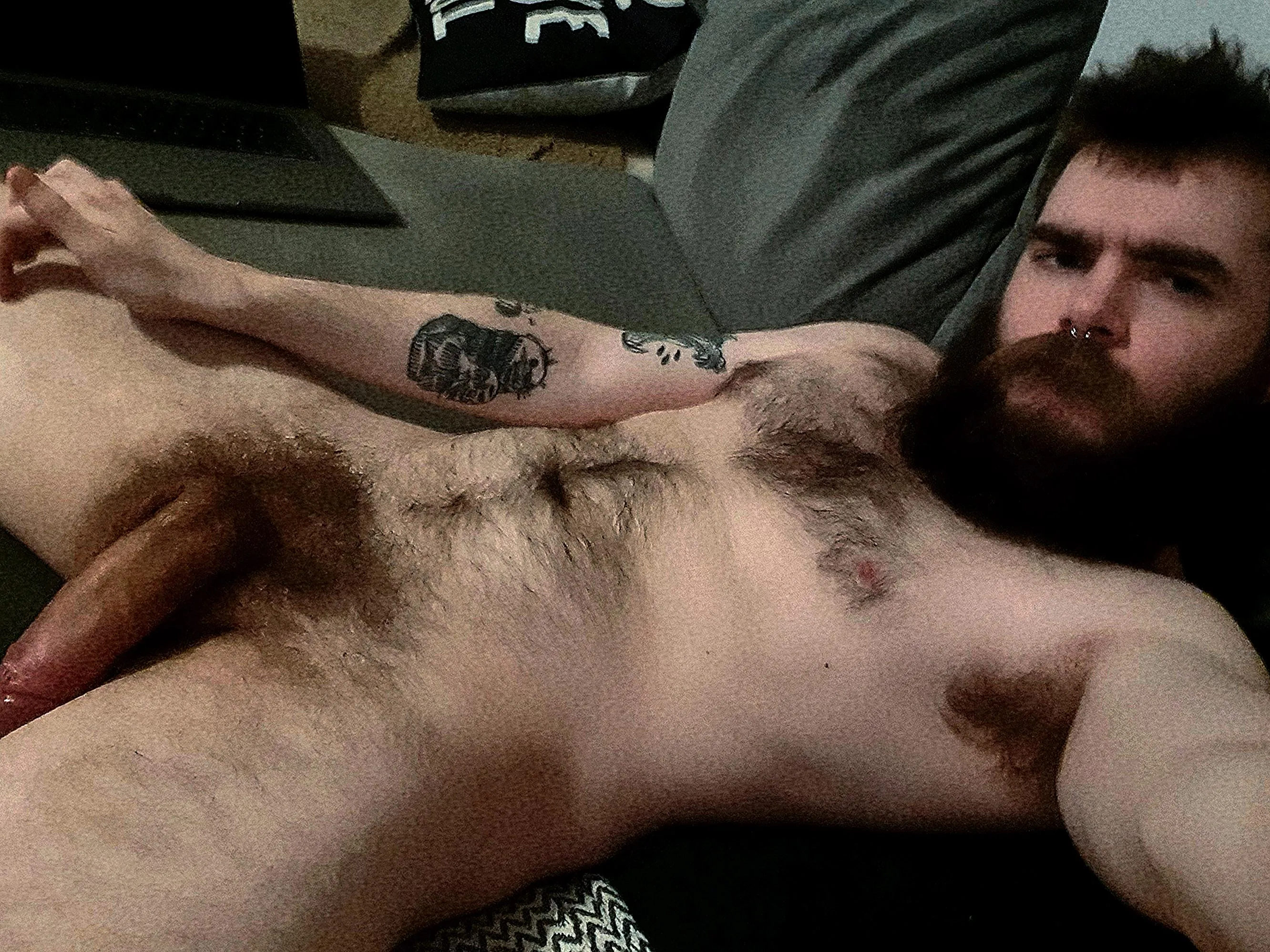 Play with my beard and boner